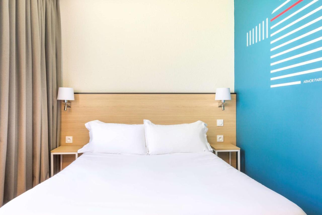 Western Armor Park Et Hotel