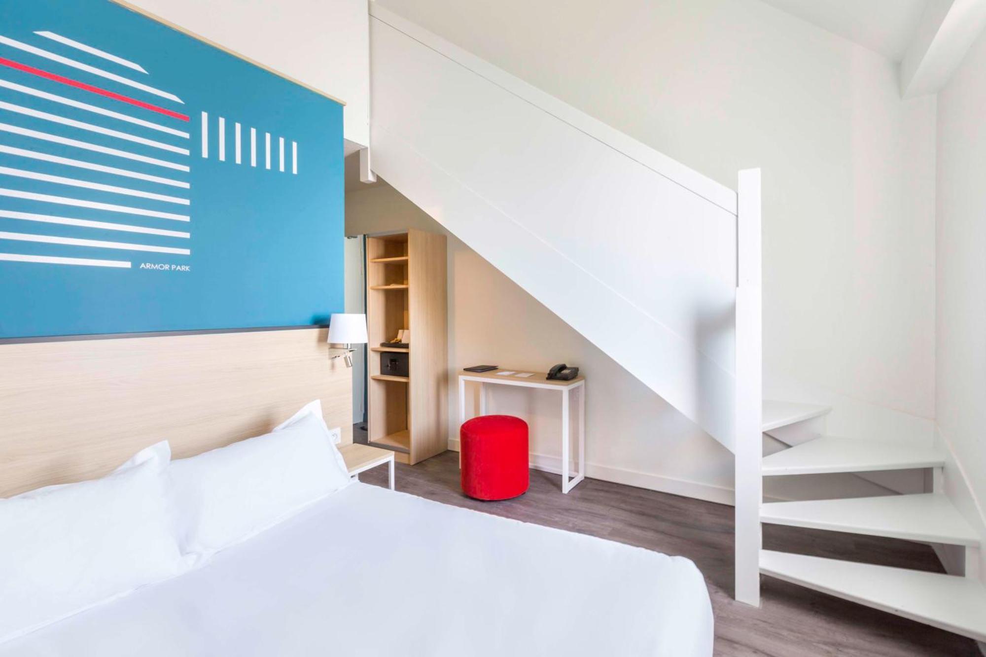 Western Armor Park Hotel Dinan